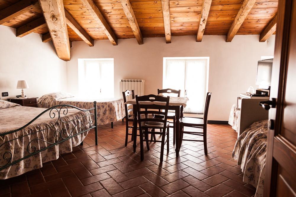 La Meridiana Casale 피뇨네 외부 사진