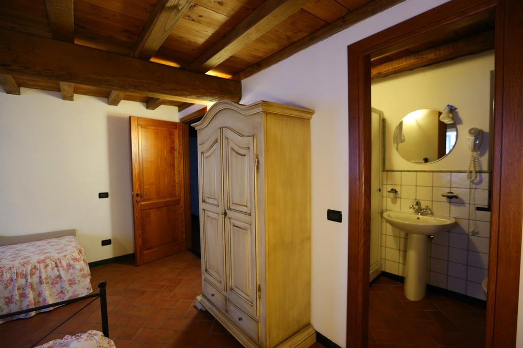 La Meridiana Casale 피뇨네 객실 사진